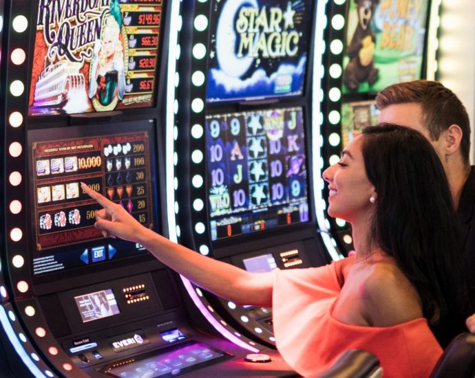 Find Out How To Earn A Living From The Casino Phenomenon